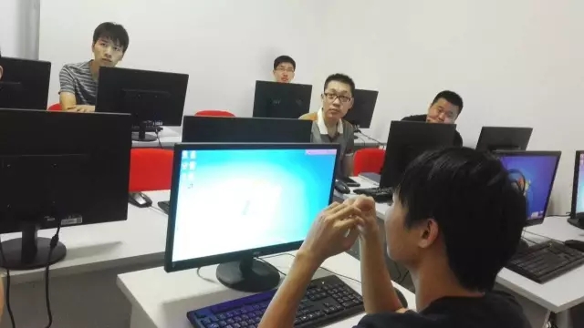 鄭州u3d培訓-云和數(shù)據(jù)